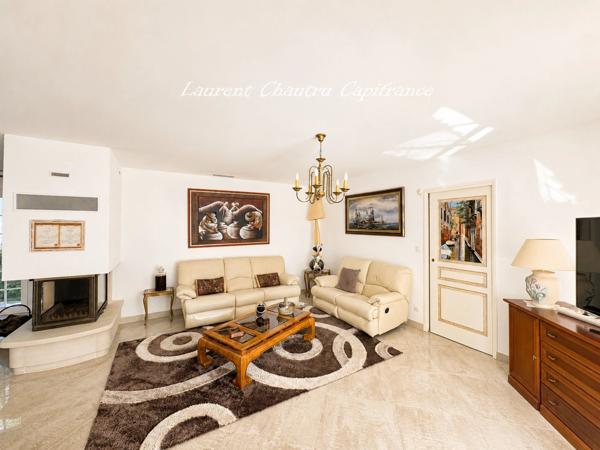 Villa de standing 190m² à SANILHAC (24)