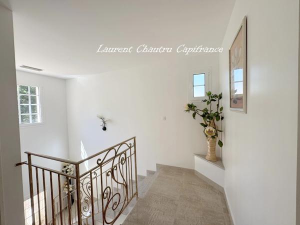 Villa de standing 190m² à SANILHAC (24)
