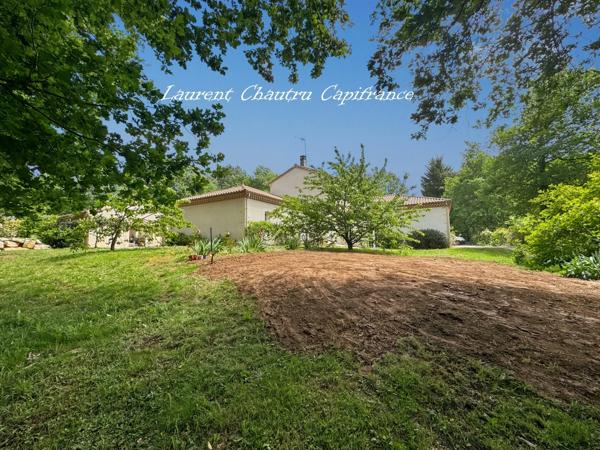 Villa de standing 190m² à SANILHAC (24)