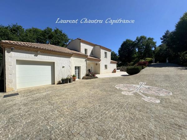 Villa de standing 190m² à SANILHAC (24)