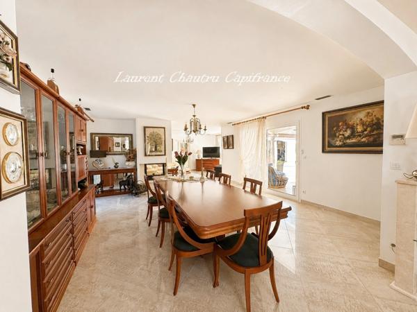 Villa de standing 190m² à SANILHAC (24)