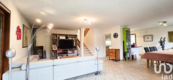 Maison à vendre 5 pièces 135 m² Prévessin-Moëns