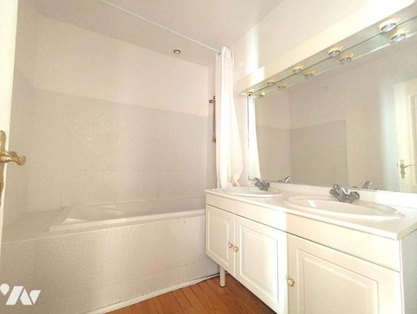 IMMEUBLE DE RAPPORT - STENAY