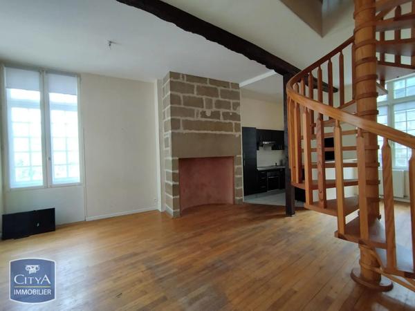 Appartement à louer 4 pièces 82.89m² Brive-la-Gaillarde (19100)