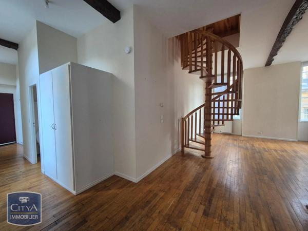 Appartement à louer 4 pièces 82.89m² Brive-la-Gaillarde (19100)