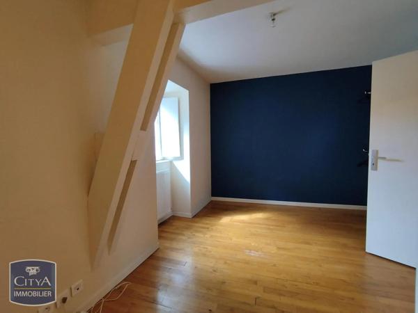 Appartement à louer 4 pièces 82.89m² Brive-la-Gaillarde (19100)