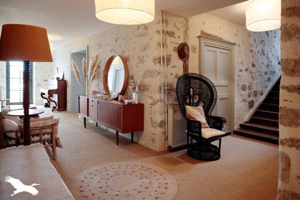 Maison à vendre |  Confolens |  8 pièces | 330 m²