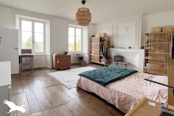 Maison à vendre |  Confolens |  8 pièces | 330 m²