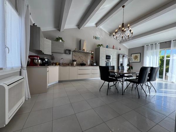 Maison à vendre 7 pièces SAINT PRIVAT DES VIEUX (30)