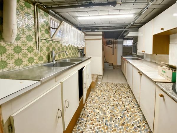 Dpt Vienne (86), à vendre à VOUNEUIL SUR VIENNE (86) Maison type 6 pièces de 136 m2 terrain 1213 m2