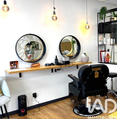 Esthétique, Coiffure​ à vendre 120 m² Nay
