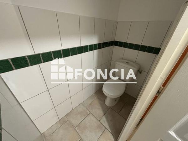 Location Appartement 3 pièces 76.6 m² - 21 B AVENUE SAINT LOUIS Le Beausset 83330