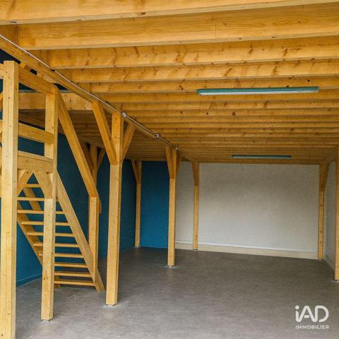 Boutique/Local commercial à vendre 195 m² Pirey