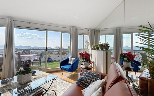 Appartement à vendre    5 pièces • 109 m2 Pau