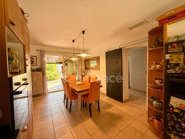 Maison à vendre 7 pièces CARCASSONNE (11) villa 162m2, 6 chambres, piscine, sur 1120m2 de terrain