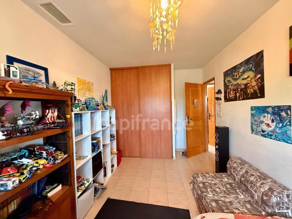 Maison à vendre 7 pièces CARCASSONNE (11) villa 162m2, 6 chambres, piscine, sur 1120m2 de terrain