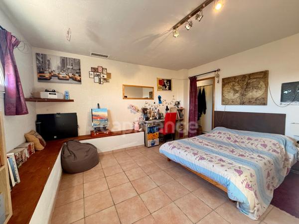 Maison à vendre 7 pièces CARCASSONNE (11) villa 162m2, 6 chambres, piscine, sur 1120m2 de terrain