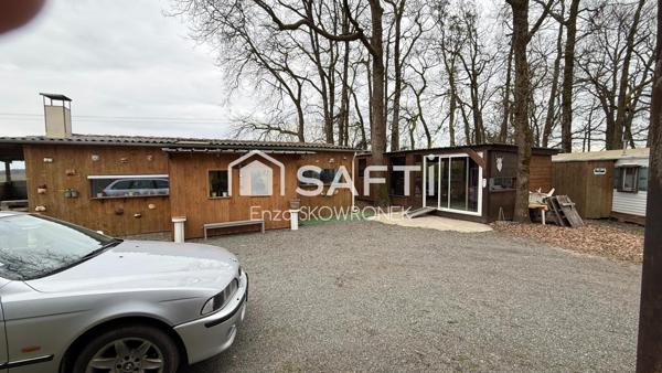 Complexe 3 chalets et local commercial