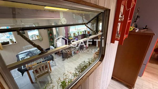 Complexe 3 chalets et local commercial