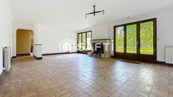 Maison en pierre 120 M2 4 Chambres sur terrain de 4600 M2