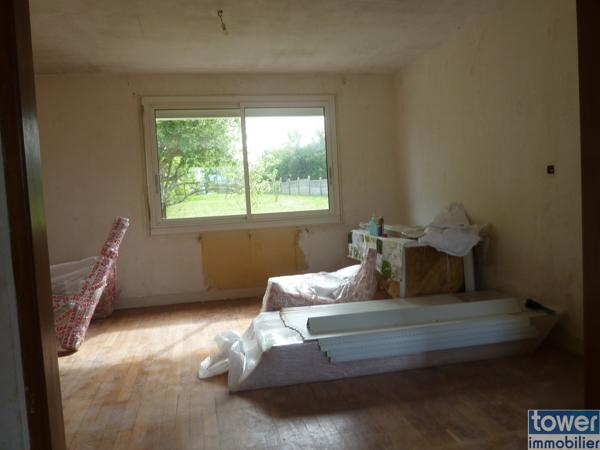 Maison
                                                                                                                                                                                                                                                                                                                        4 pièce(s)                                                                                                                                                                                                          3 chambre(s)                                                                                                                                                                                                          115  m²