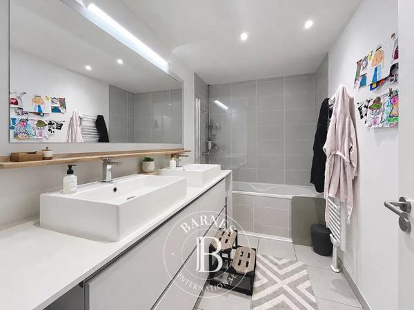 Lille, Appartement 3 Chambres -  123 m² à vendre