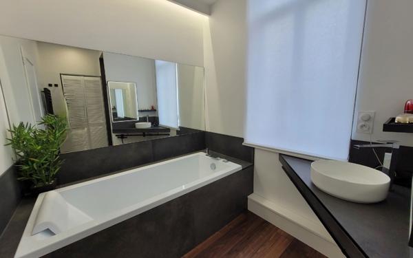 Maison à vendre    7 pièces • 206 m2 Amiens