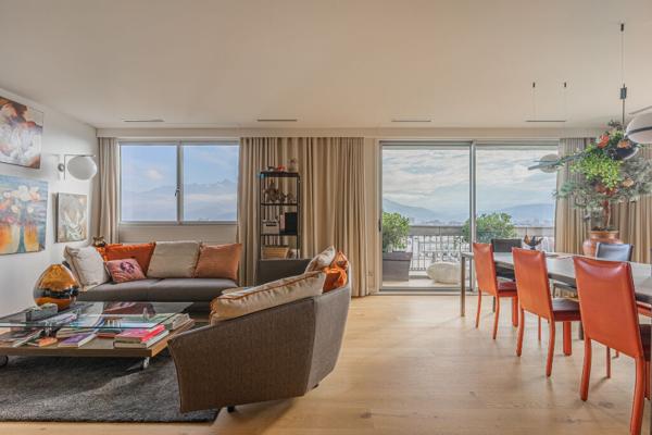 Appartement contemporain avec vue panoramique