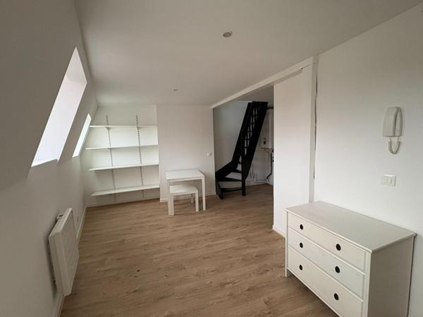 A LOUER : T2 à LILLE • • 580 € CC • Réf. 6024