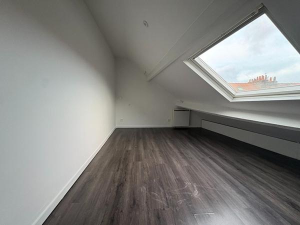 A LOUER : T2 à LILLE • • 580 € CC • Réf. 6024