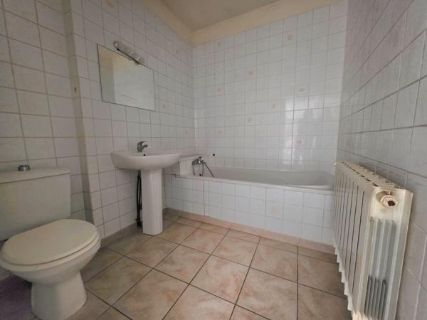 Immeuble 5 pièces - 104 m²