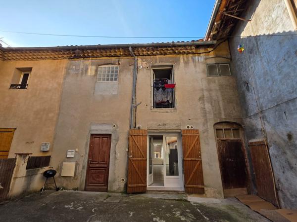 Immeuble 5 pièces - 104 m²