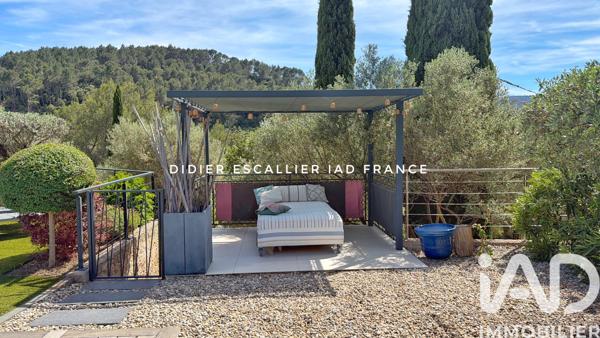 Maison à vendre 5 pièces 233 m² Solliès-Toucas