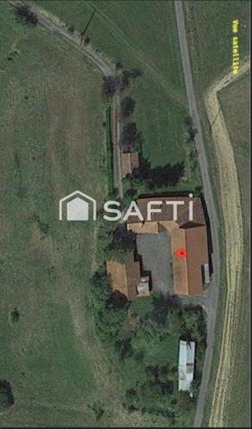 Corps de ferme sur parcelle de 27 189 m², habitation 107 m² de plain-pied.