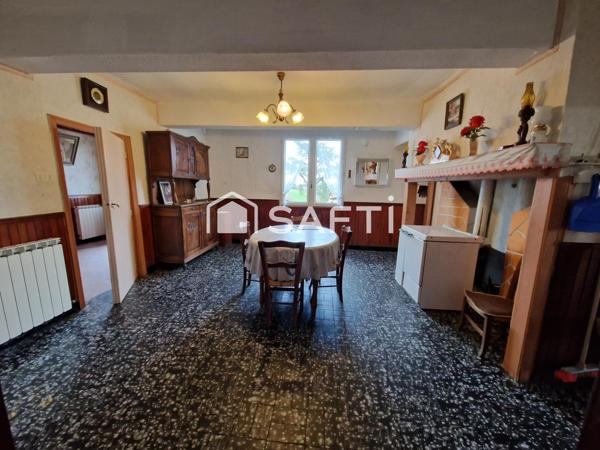 Corps de ferme sur parcelle de 27 189 m², habitation 107 m² de plain-pied.