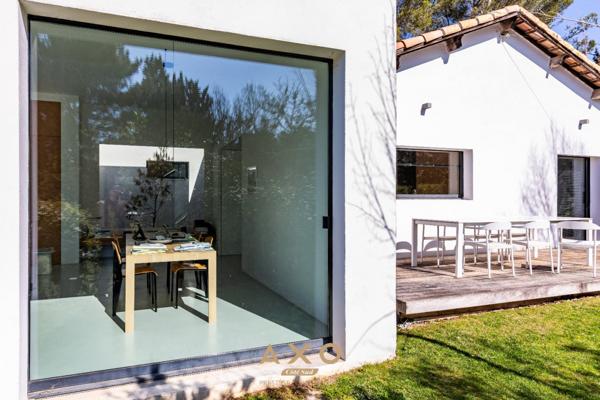 LE THOLONET - AU PIED DE LA SAINTE VICTOIRE - MAISON D'ARCHITECTE - VUE - PISCINE - JARDIN - 3360 M2 - DEPENDANCE - 1 495 000 