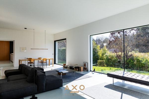 LE THOLONET - AU PIED DE LA SAINTE VICTOIRE - MAISON D'ARCHITECTE - VUE - PISCINE - JARDIN - 3360 M2 - DEPENDANCE - 1 495 000 