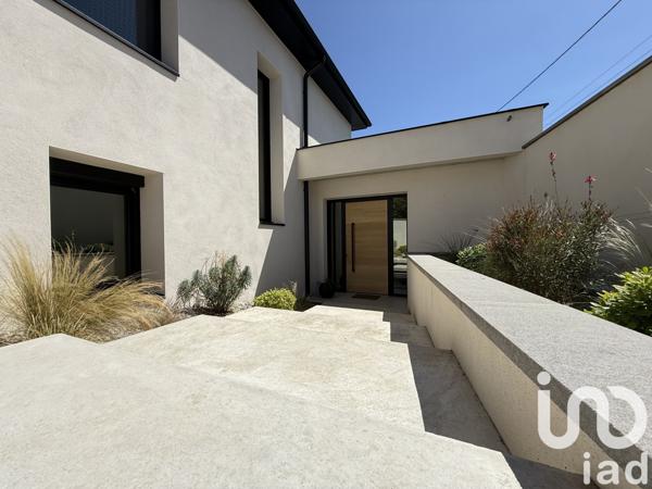 Maison à vendre 7 pièces 220 m² Peaugres