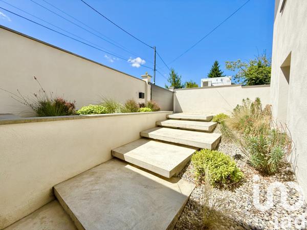 Maison à vendre 7 pièces 220 m² Peaugres