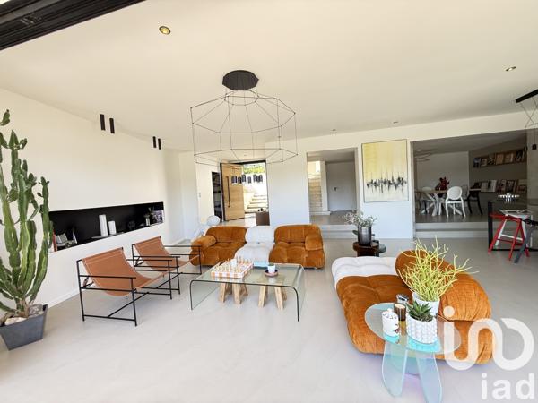 Maison à vendre 7 pièces 220 m² Peaugres