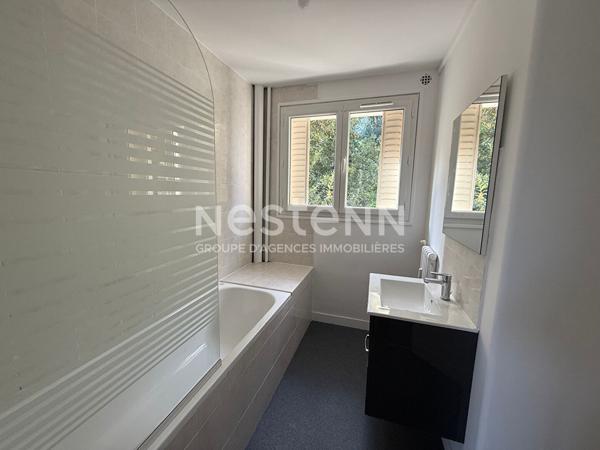 Appartement vendu loué - 4 pièce(s) 74.6 m2