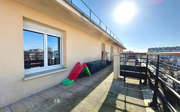 Appartement à vendre    4 pièces • 87,40 m2 Épinay-sur-Seine
