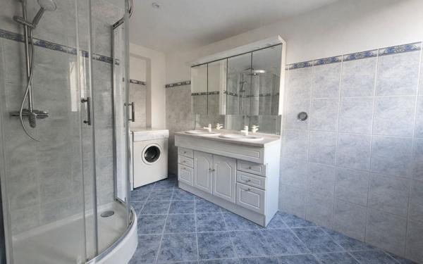 Maison à louer    4 pièces •  Chambourcy