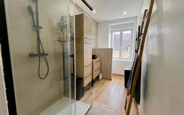 Maison à vendre    2 pièces •  Châtellerault