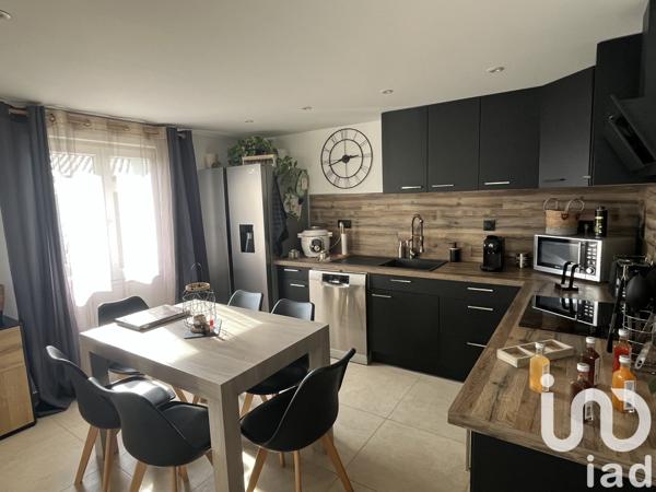 Maison traditionnelle 6 pièces de 122 m² à La Brillanne (04700)