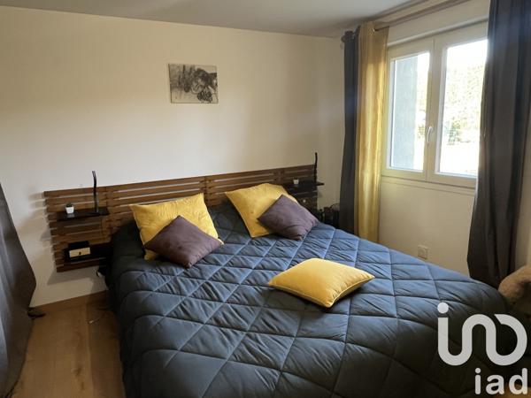 Maison traditionnelle 6 pièces de 122 m² à La Brillanne (04700)