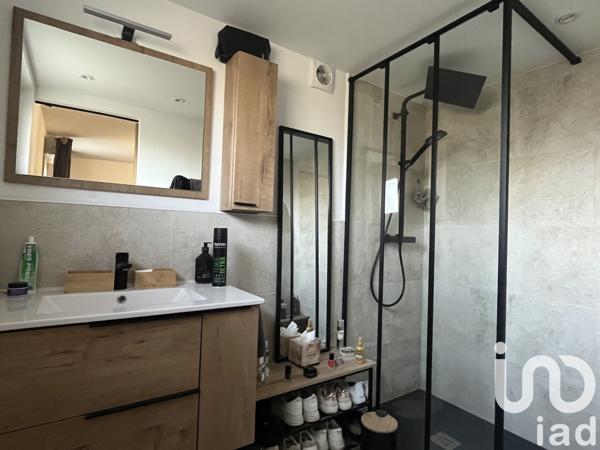 Maison traditionnelle 6 pièces de 122 m² à La Brillanne (04700)