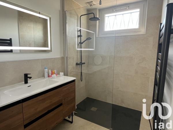 Maison traditionnelle 6 pièces de 122 m² à La Brillanne (04700)