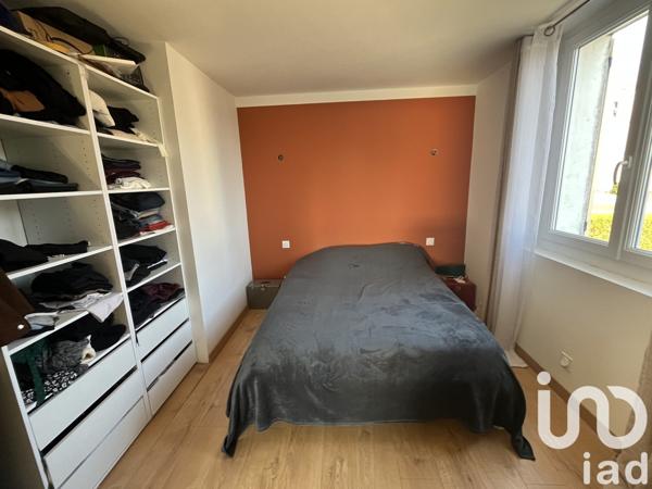 Maison traditionnelle 6 pièces de 122 m² à La Brillanne (04700)