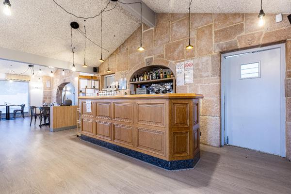 Achat fonds de commerce près de LA ROCHE SUR FORON - 350 m² - 312 700 €